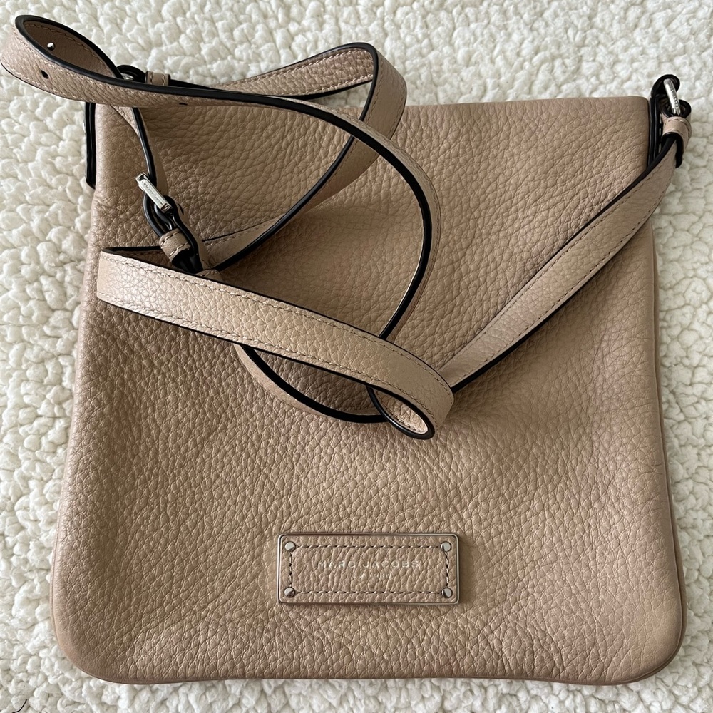 ★ Marc Jacobs Pebble Leather Tan/Taupe Crossbody Bag